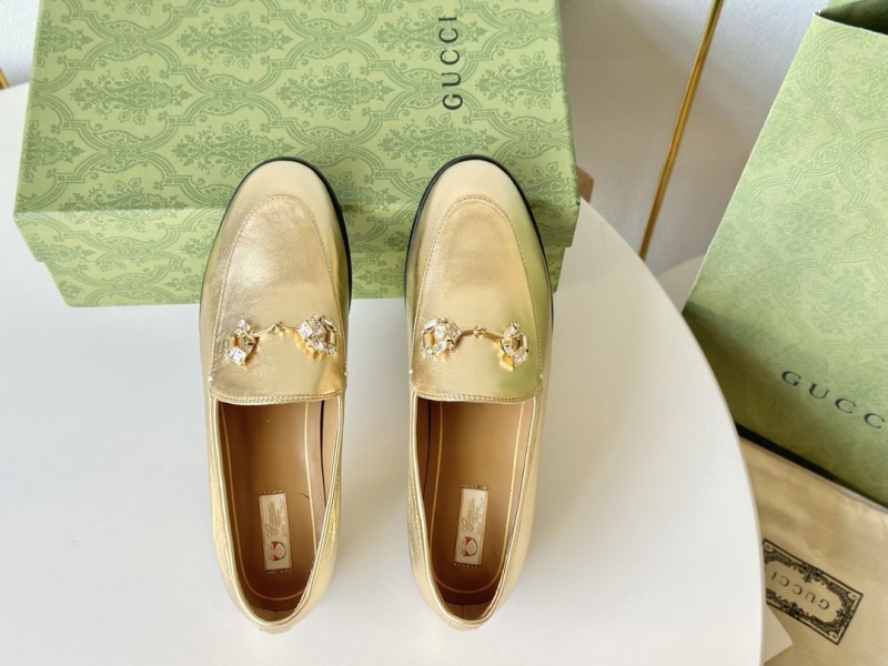 Gucci Flat Shoes